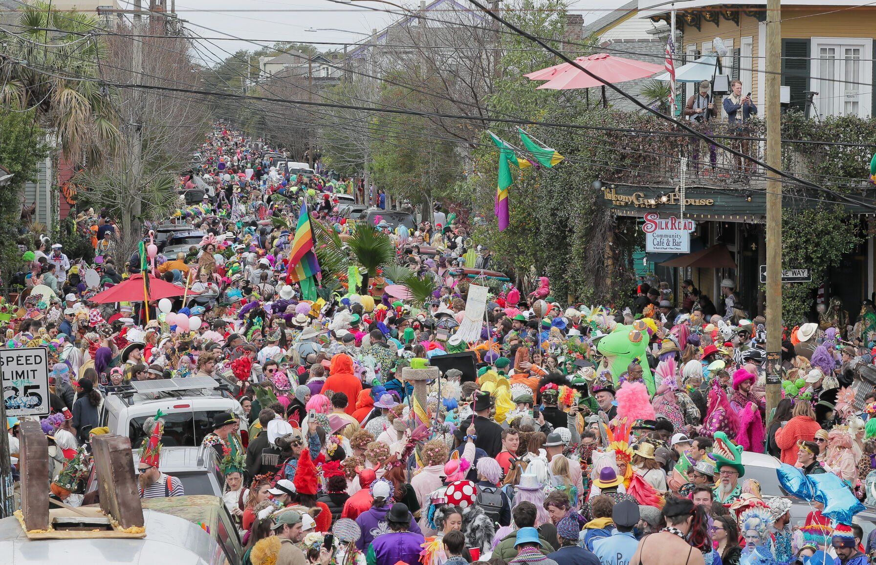 no.costumes.021424.0011.jpg